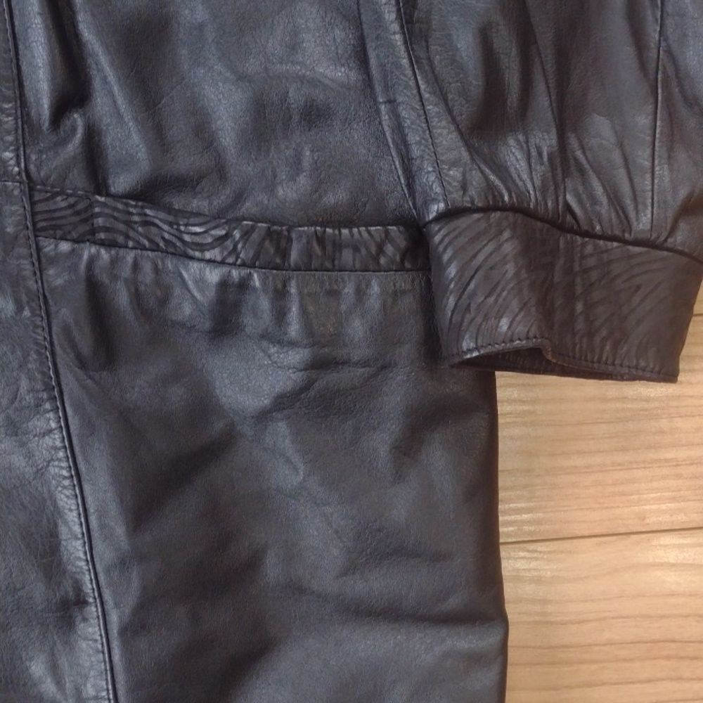 The Leather Warehouse Black Leather Blazer with Animal Print Trim Size 6 - Picture 4 of 12